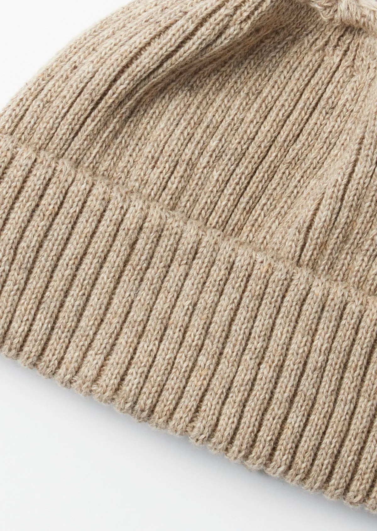 R5054 Recycle Wool Blend 2×2 Beanie Beige