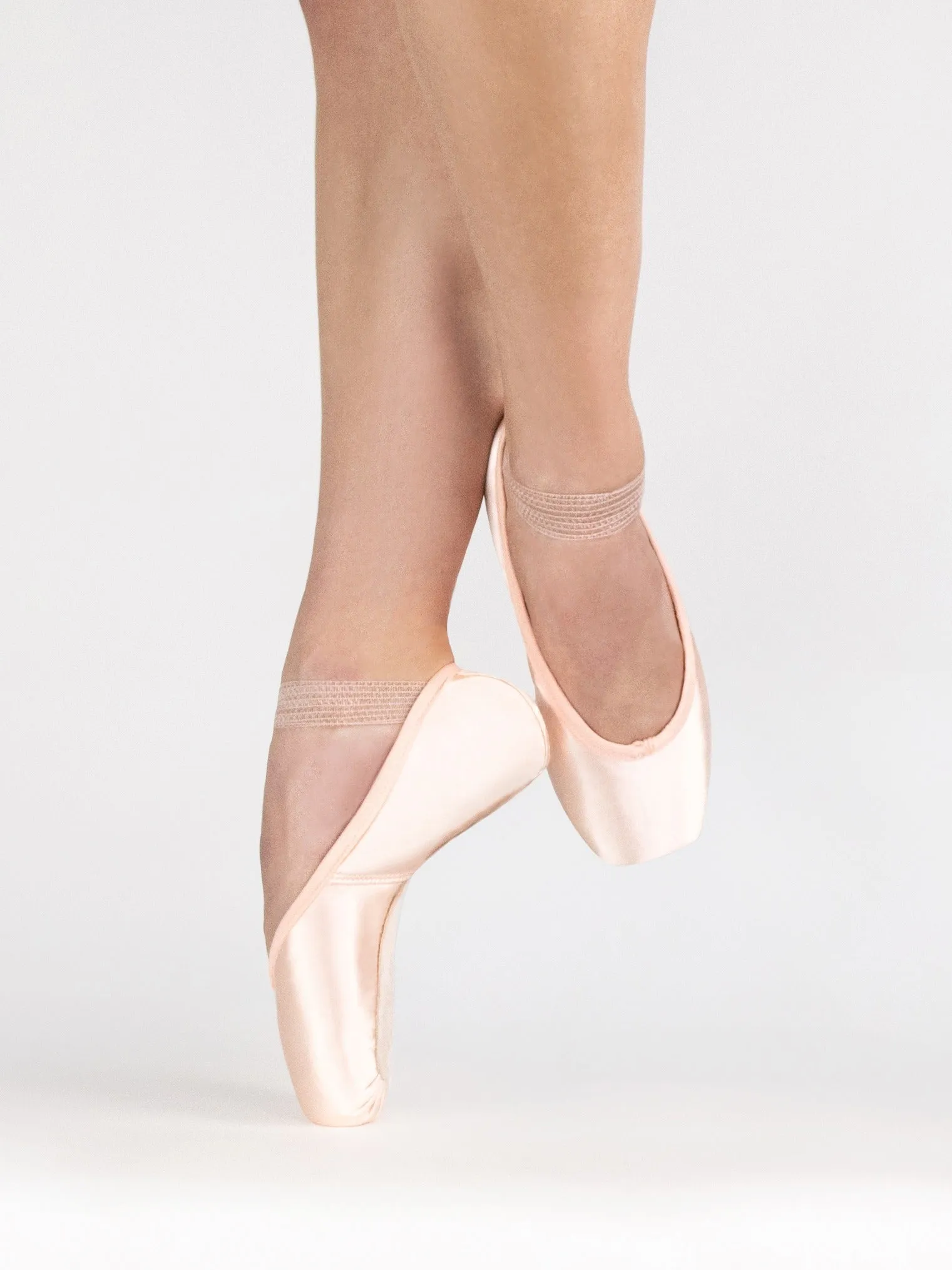 Suffolk Sterling  Pink Standard Pointe Shoe