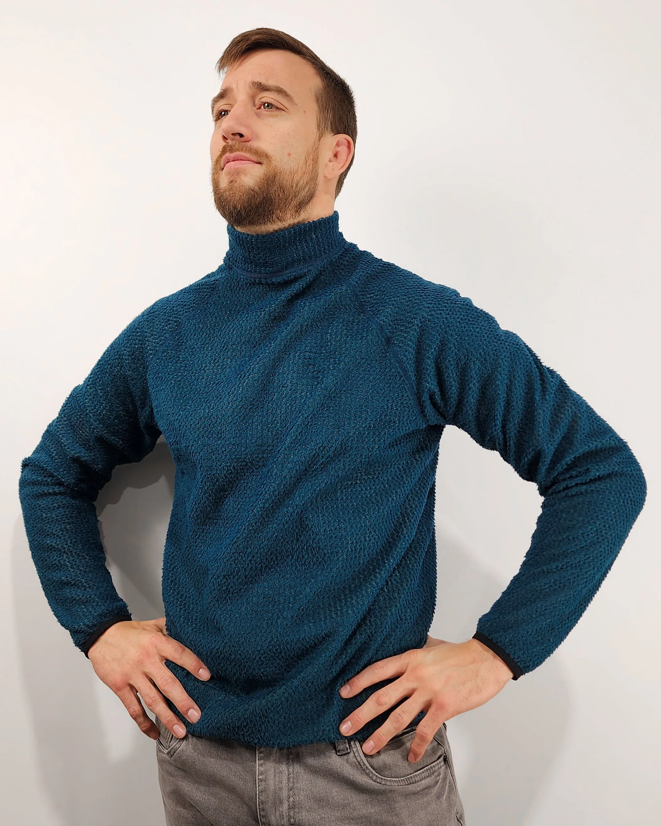 Ultralight Alpha Direct 90 Crew - "Sapphire"
