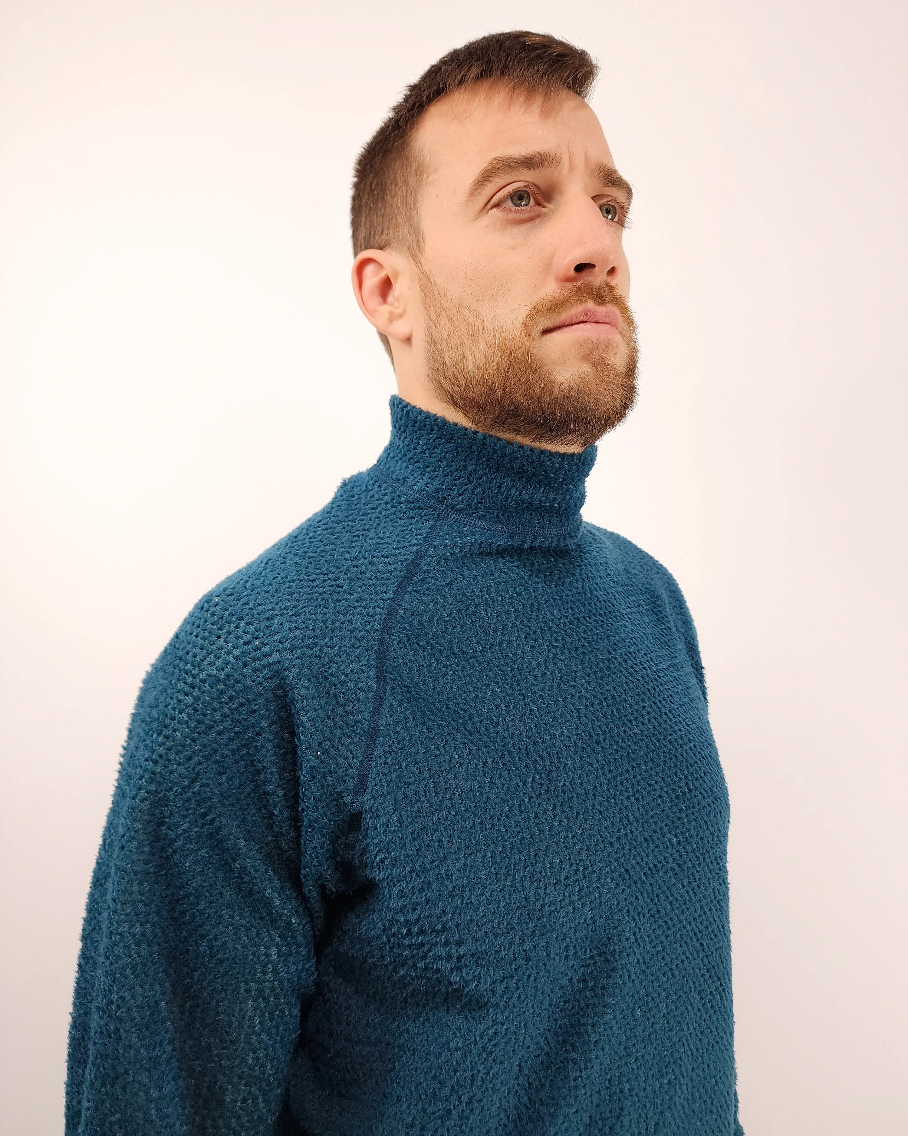 Ultralight Alpha Direct 90 Crew - "Sapphire"